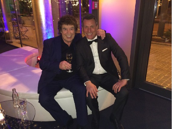 Tony Marschall beim Drink