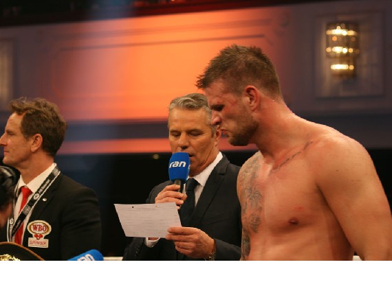 Jan Stecker verliest das Kampfurteil