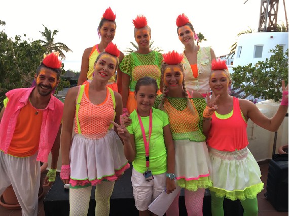 Neonshow am Abend im Esquinzo