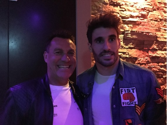 Javier Martínez vom FC Bayern München gratulierte Schmidi zum 52. Geburtstag.
