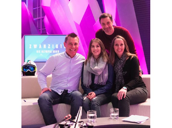 Schmidi mit Maria, Christine und Moderator Marco Schreyl.
